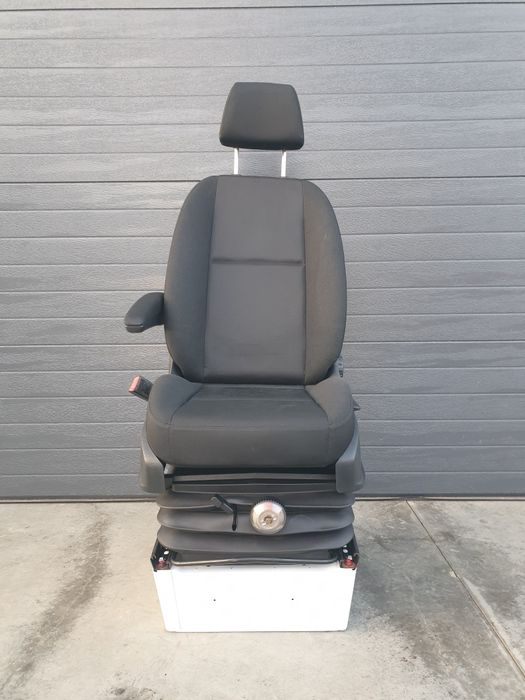 Scaun sofer cu perna de aer pentru Mercedes Sprinter 907 dupa 2018