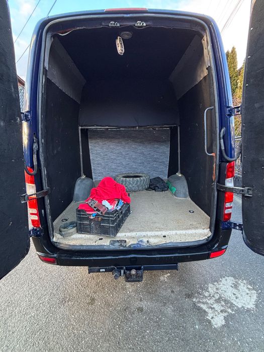 Volkswagen Crafter 2.5 TDI 136 CP autoturism 8+1 locuri
