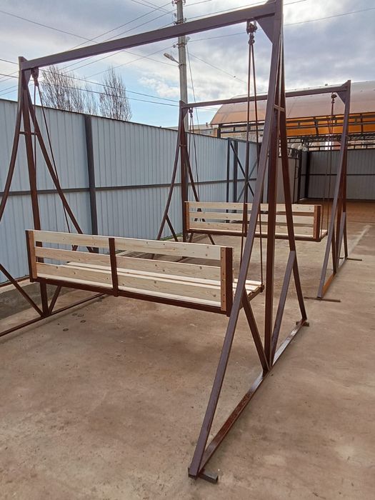 Продам новые качели
