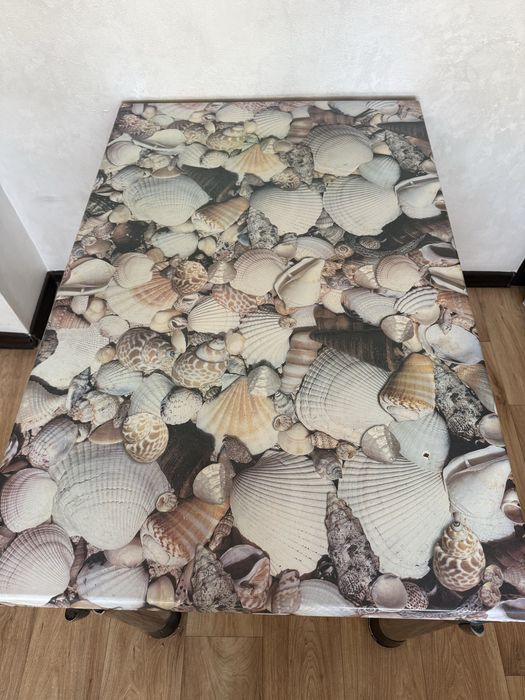 Продаю стол кухонный