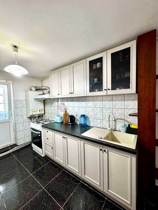 De vanzare apartament cu 3 camere, 2 bai, 3 balcoane - Uioara de Sus