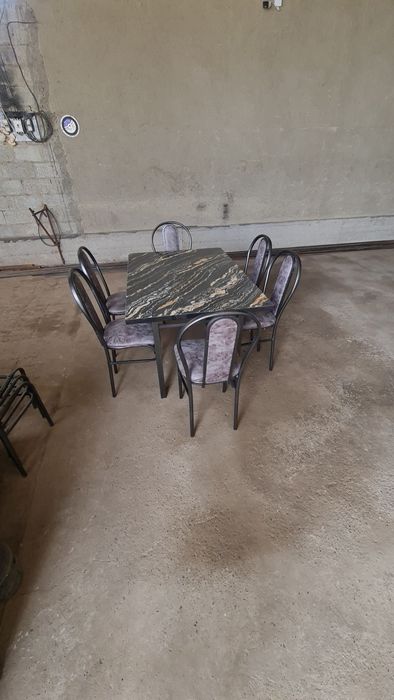 Temir stol stullar ishlab chiqaruvchidan