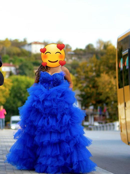 ПРОДАВА СЕ! Официална рокля