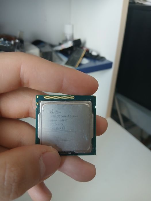 Продам intel core i3-3240