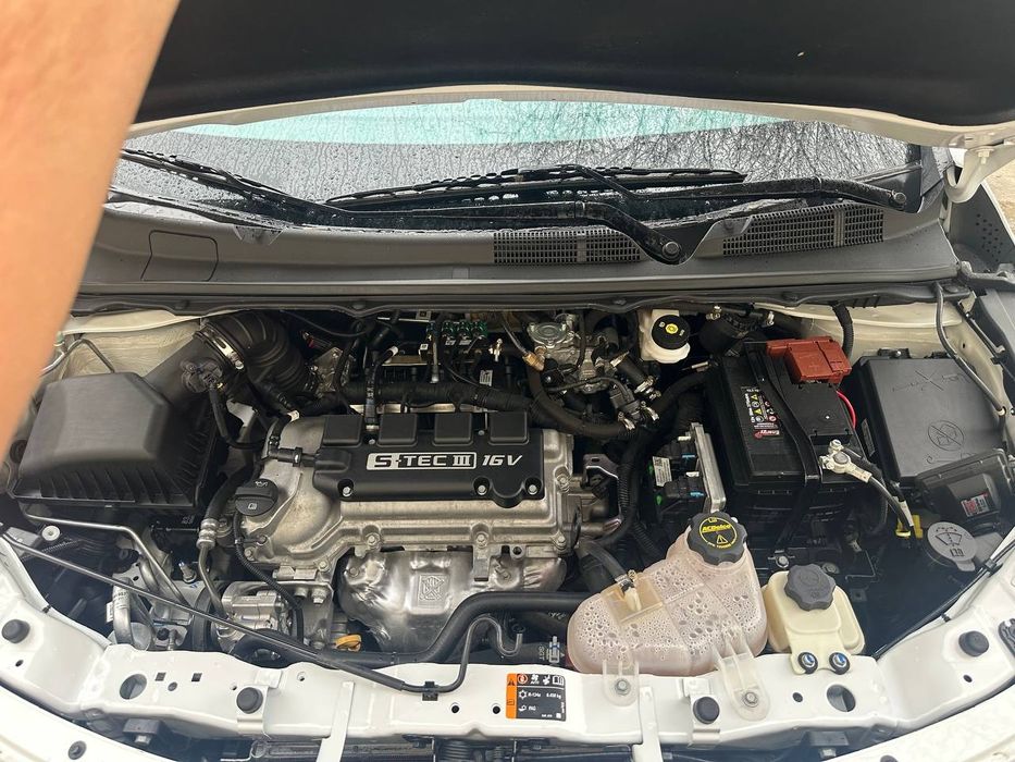 Кобальт машинаси  срочна сотилади