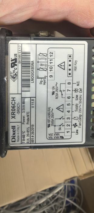 Vand termostat electronic/controler vitrine/dulapuri frigorifice