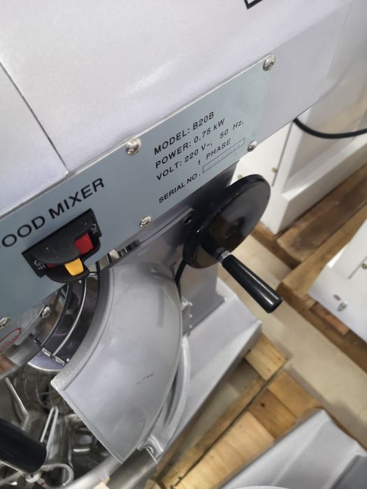 Планетарен Миксер 5л 8л 10л 15л 20л 30л 40л Планетарни миксери.