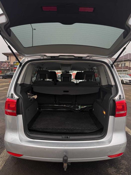 Volkswagen Touran 1.4 TSI 140 CP 2011