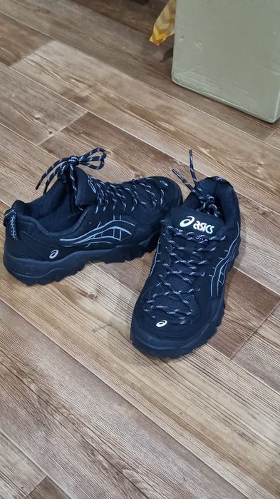 Кроссовки новые asics, Nike airmax 95