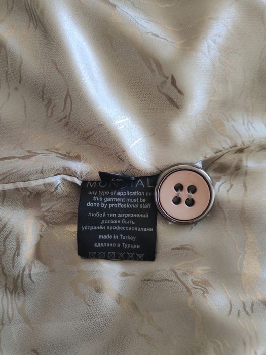 женский кожаный  плащ  с капюшоном