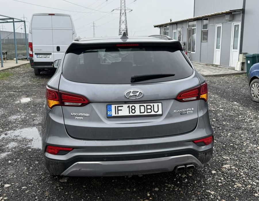 Hyundai Santa Fe 2.2 CRDi 4x4 Automat 7 locuri – Piele – 2017