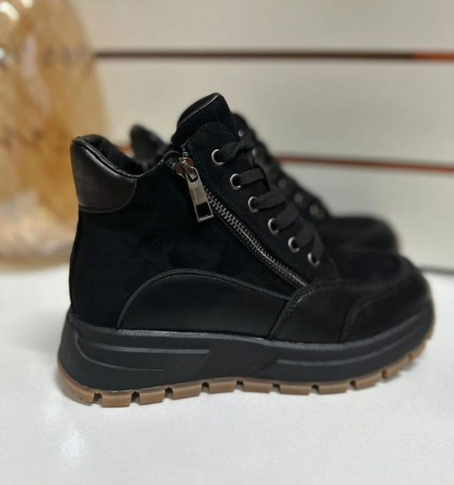 Женские обувь   .