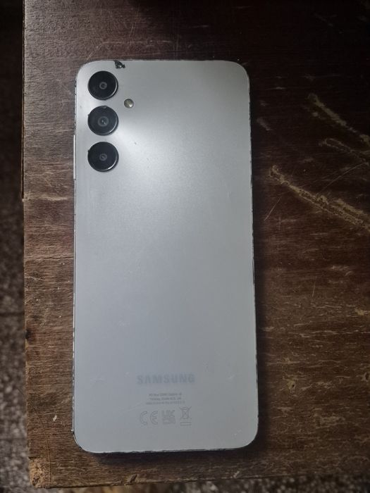SAMSUNG A05s бял