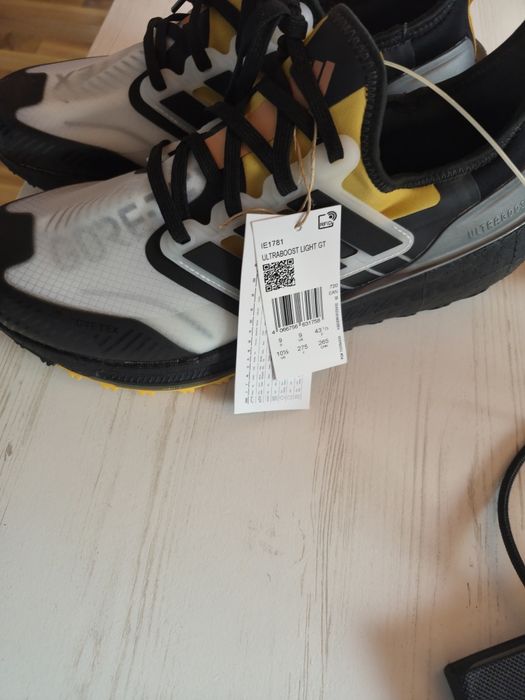 Adidas ULTRABOOST  43⅓
