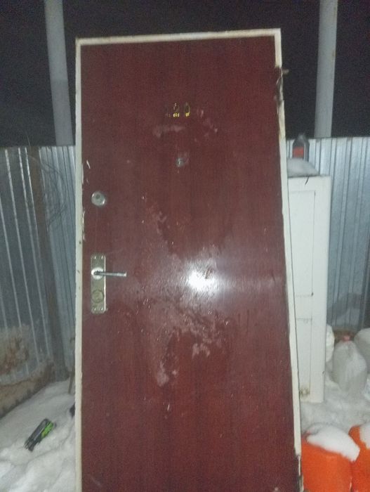 Продам входные двери