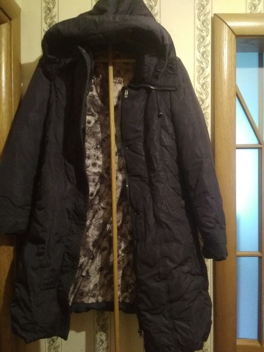 Продам пуховик женский размер 52