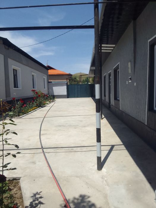 Tovoqsoyda 10 xonali 13 soʻtik uy sotiladi