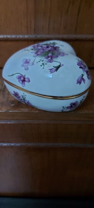 Portelan de colectie Hammersely semnat