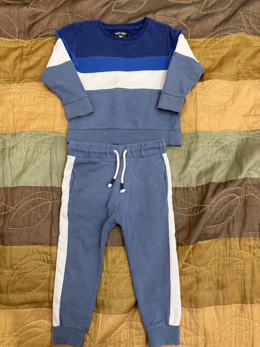 Продам детские вещи