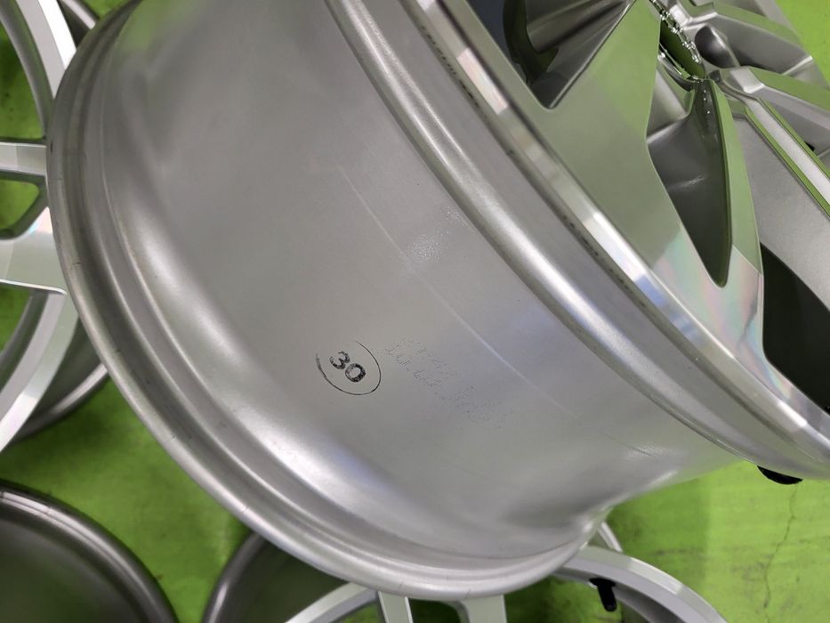 18 5x112 Audi TT Vw Passat Touran Caddy 5х112