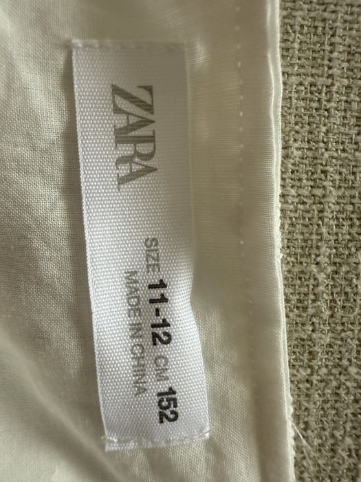 Бяла рокля Zara размер 11-12
