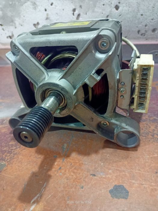 Двигатель стиральной машины LG