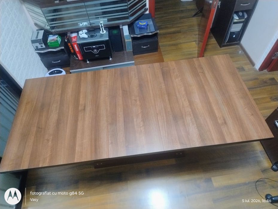 Masă de living extensibila