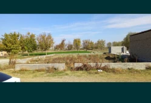 Жомбой Хитойпойонда 6 сотих ер участка сотилади