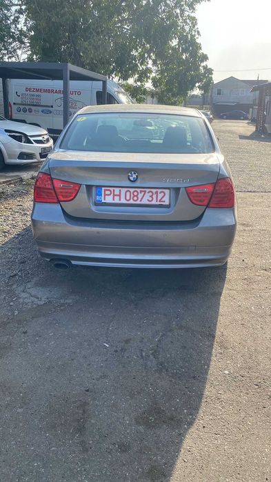 Dezmembrez BMW E90 2.0 D an 2011 cod N47 184CP