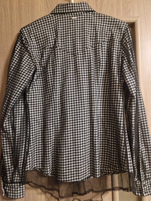 Cămașă Guess! Nouă fără etichetă.