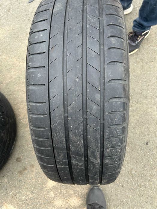 Продавам 4 бр. летни гуми Michelin Latitude Sport 235/55/19 DOT 2821.