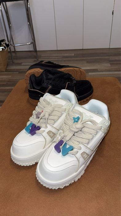 LV maxi marimea  43