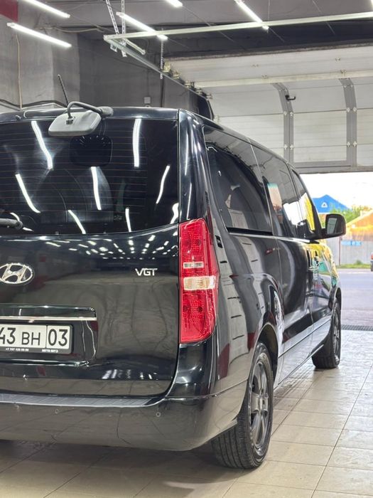 Hyundai Starex 2019