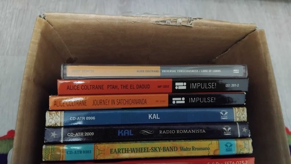 Pachet 25 CD-uri muzica - 15 lei/buc - diverse genuri