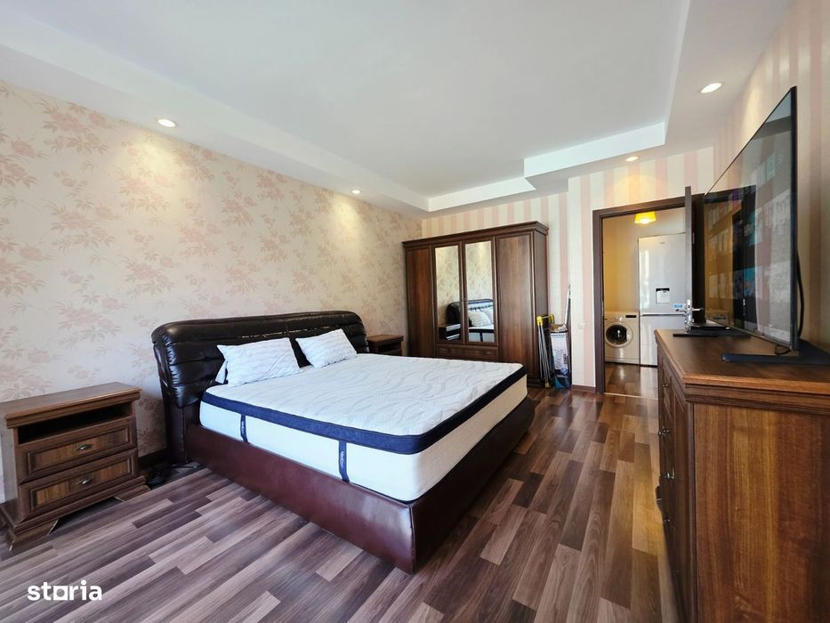 Apartament 2 camere Cosmopolis | Vedere piscină | Parcare inclusă