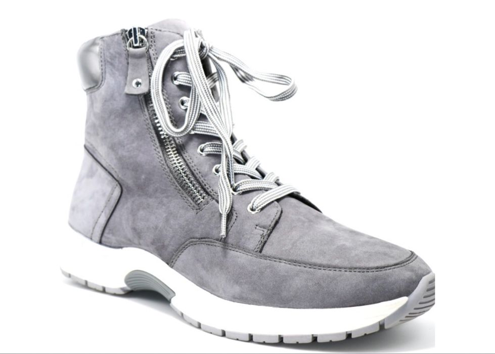 Кроссовки ботинки Caprice