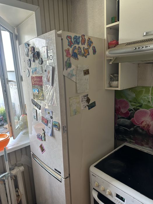 Продам холодильник Lg!