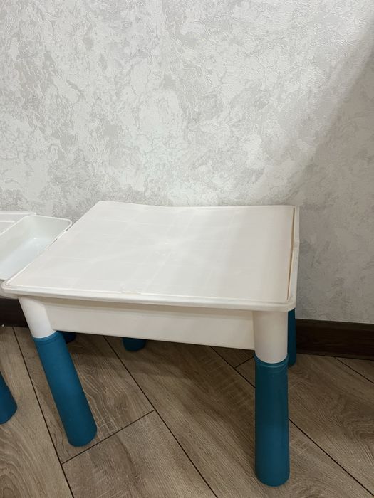 Детский стол для игры