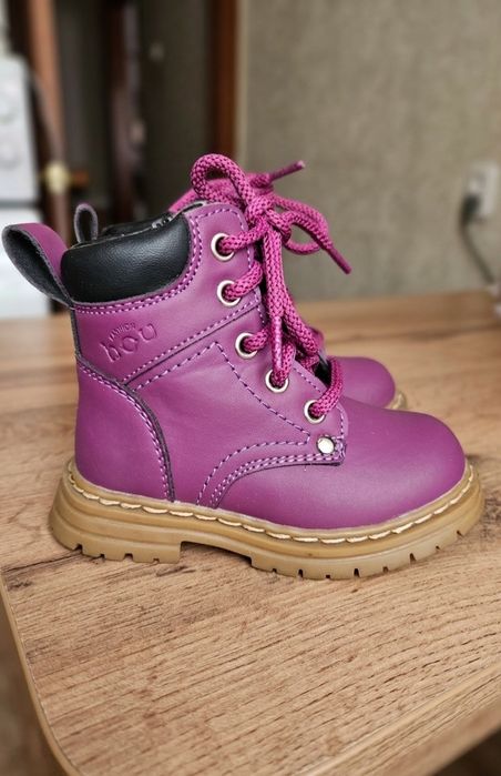 Продам ботинки для девочки