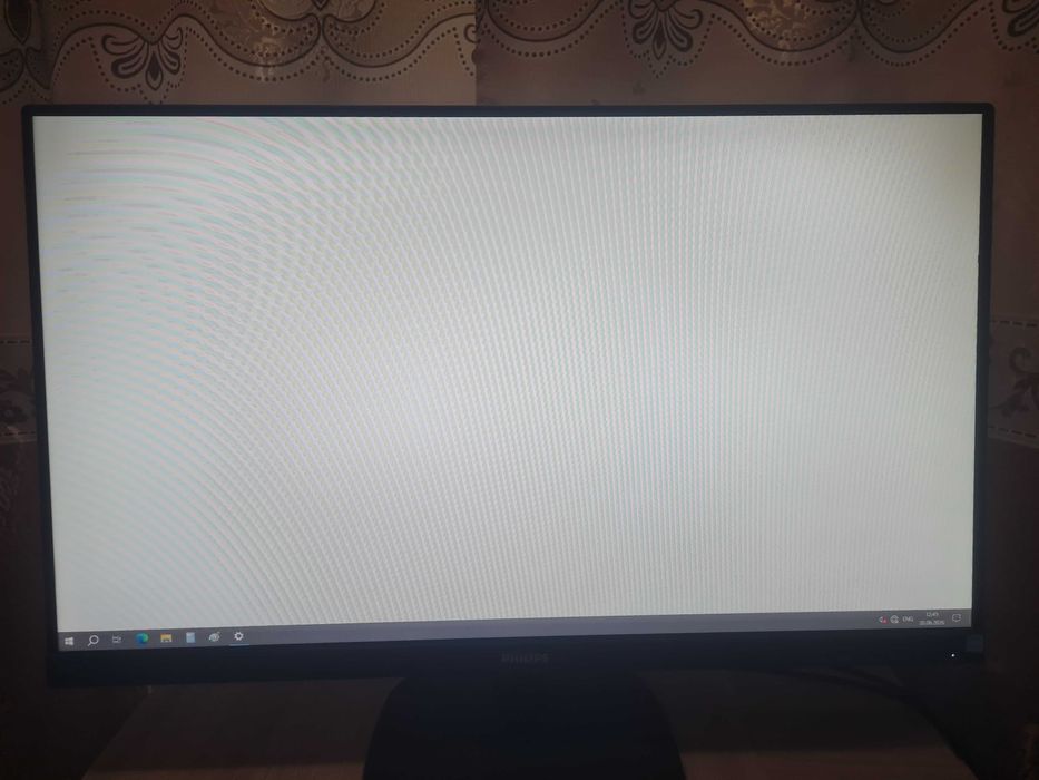 Монитор 27 диагональ. Full hd. VGA