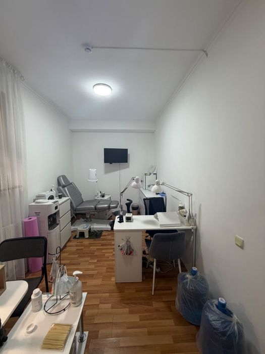 Продам готовый кабинет для мастера маникюра