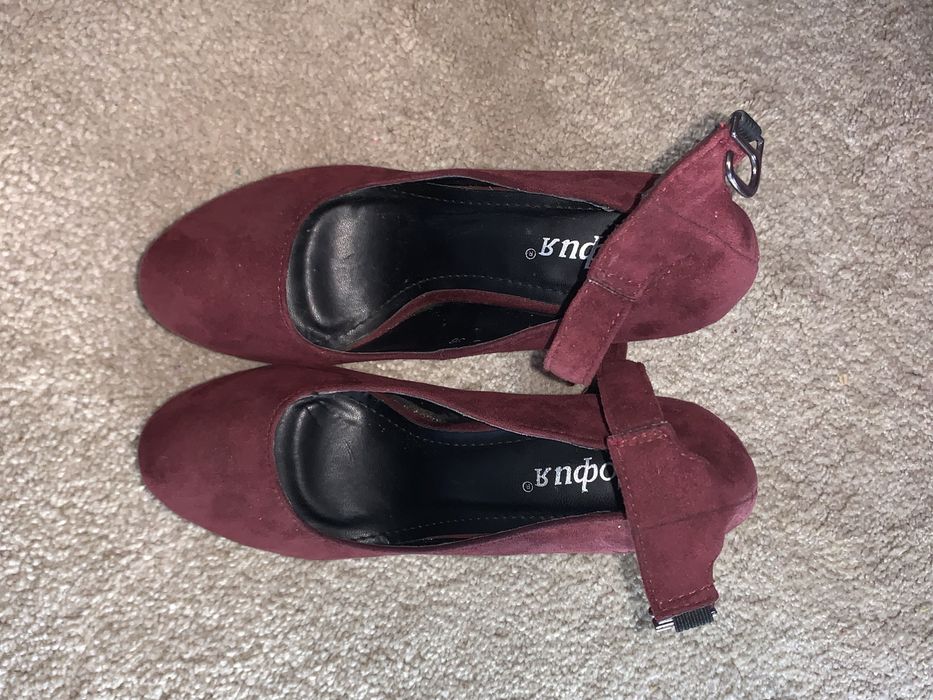 Туфли замшевые бордовые 36 новые