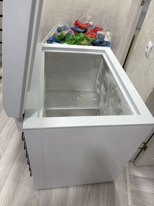 продам морозильник 256л в хорлшем состояний цена 120000 договорная