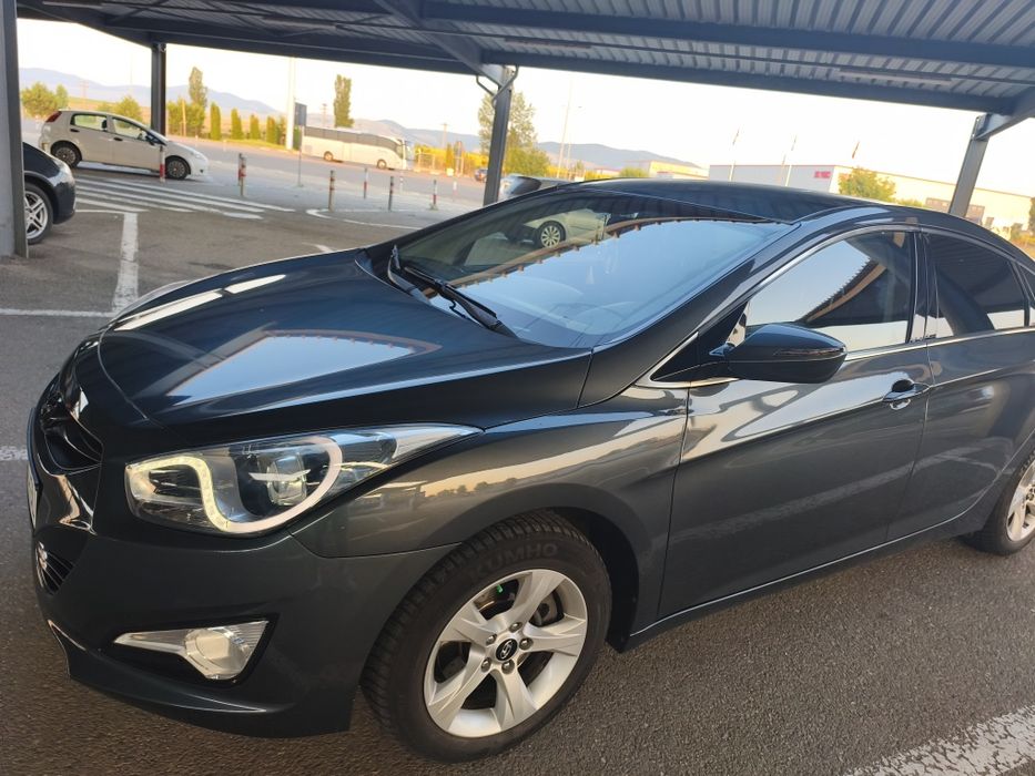 Vând Hyundai i40