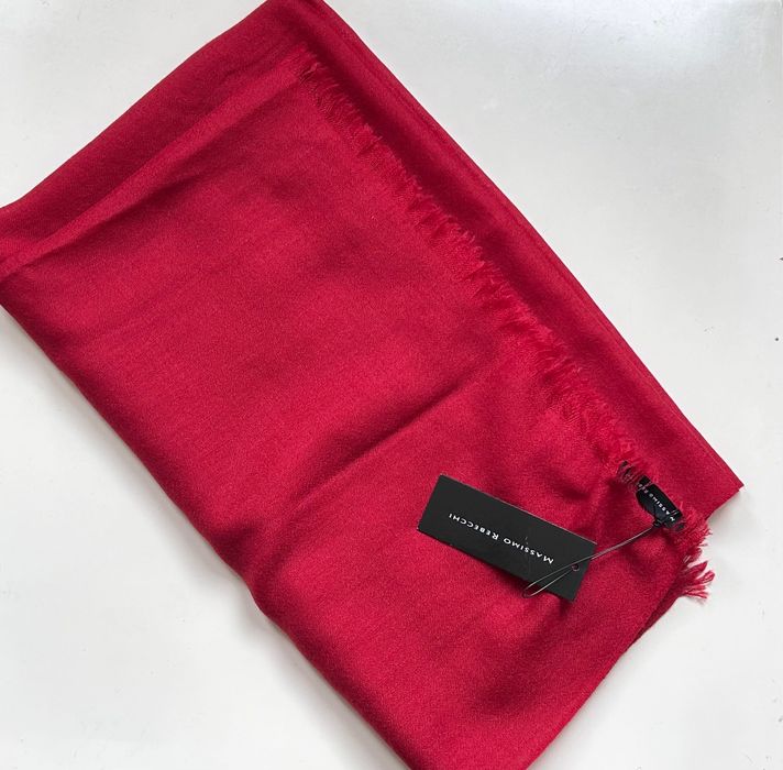 Нов разкошен шал Massimo Rebecchi в наситен малиново червен цвят