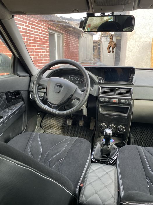 Приора 2011 г с кандером