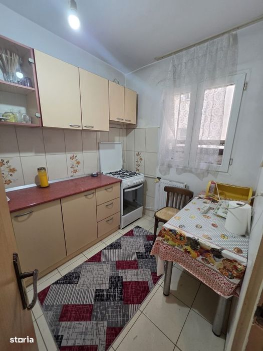 Bucur Obor, Masina de Paine, langa Moara lui Assan, 5 minute metrou