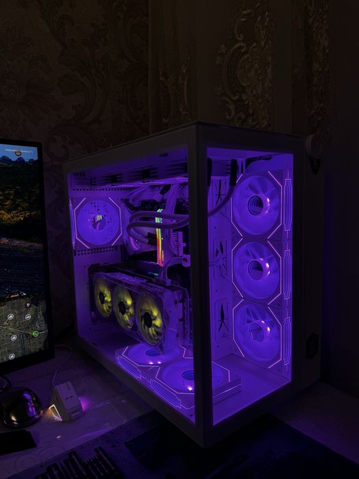 Продам системный блок ПУСТОЙ!