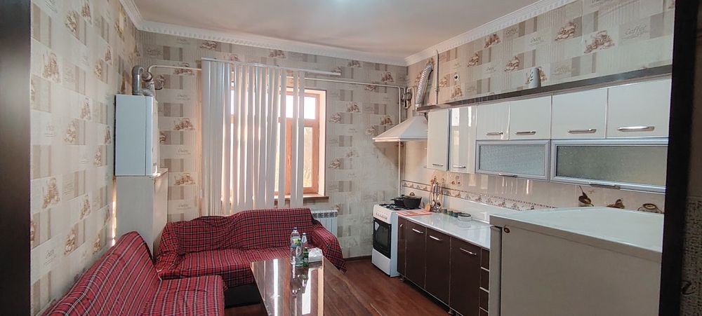 2 каватда 3 хонали квартира ижарага берилади.