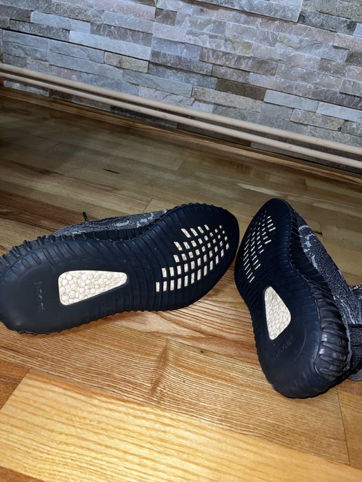 Yeezy 350 dark salt